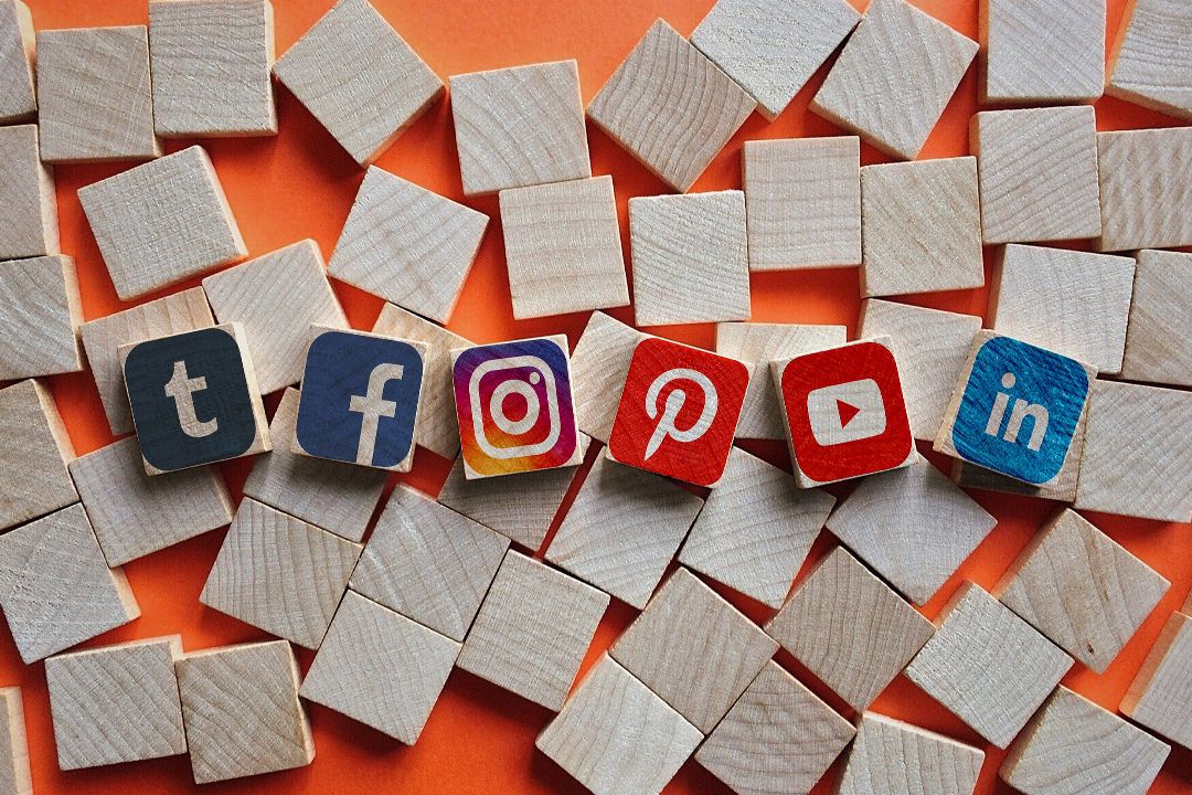 Social Media and Brand Evangelism
