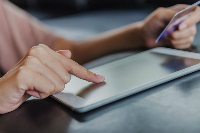 Enhanced experience: Mobile apps give superior experience to customers, it&rsquo;s faster and feature pact.