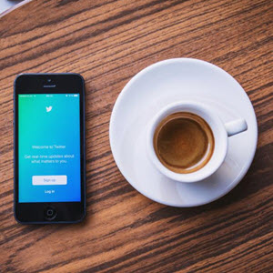 Autotweets 100% Passive Income